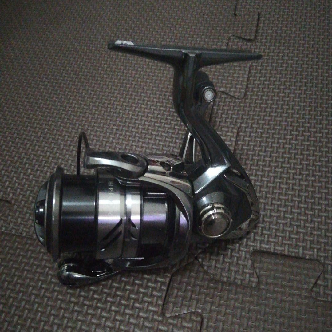 リール SHIMANO COMPLEX XR C2000 F4 HG