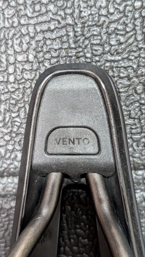 Fizik VENTO ARGO R3 サドル