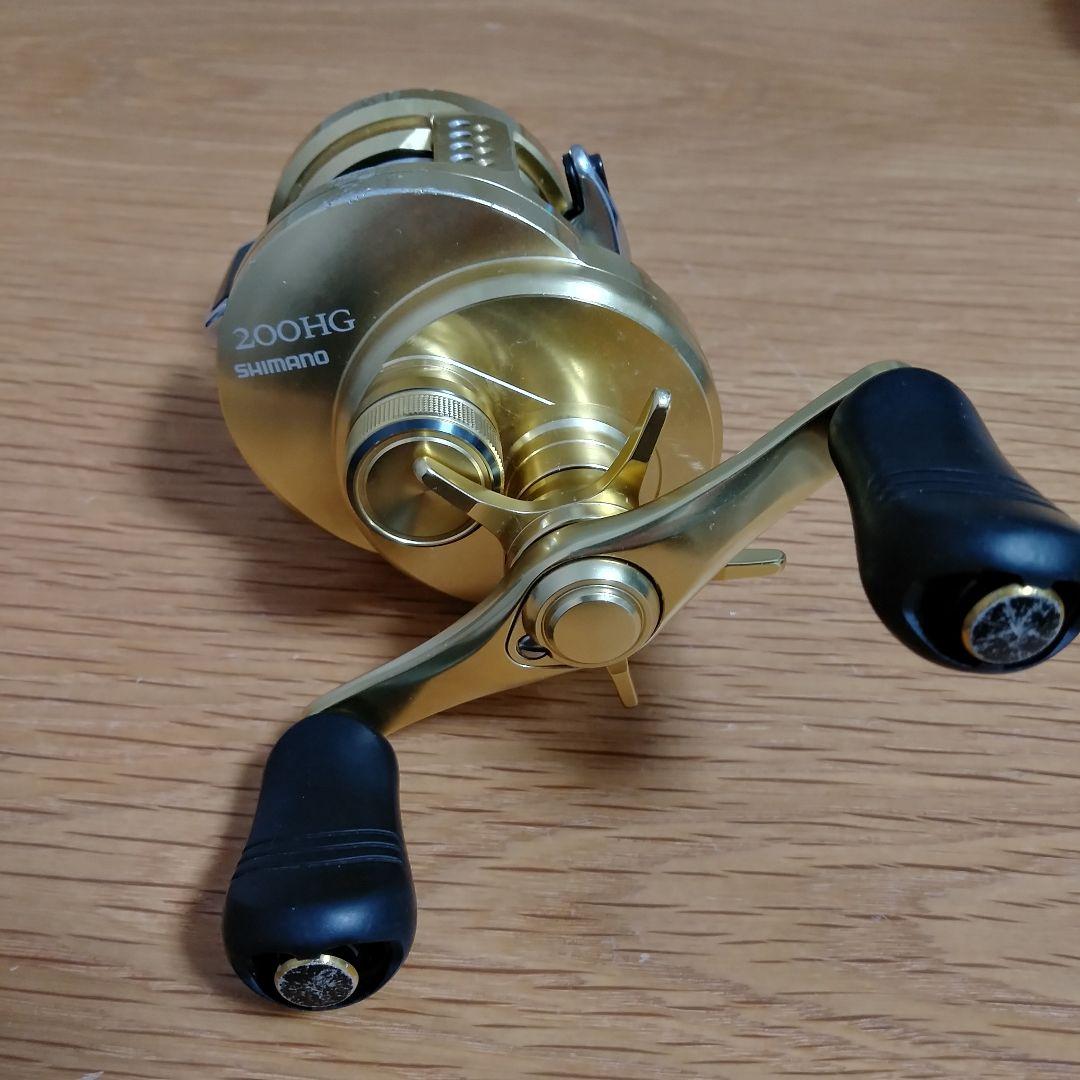 リール SHIMANO 15 CALCUTTA CONQUEST 200HG