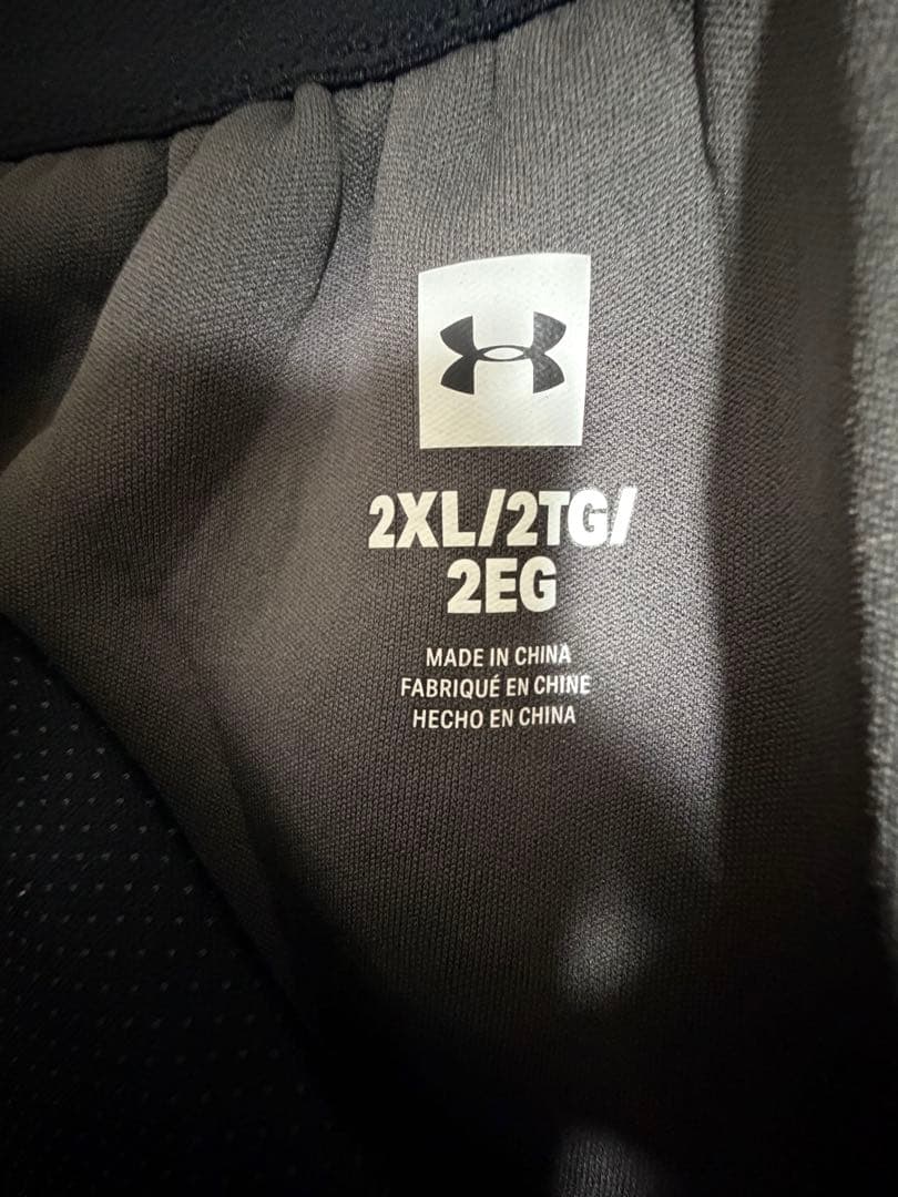 アンダーアーマー　ウエア上下セット　2XL