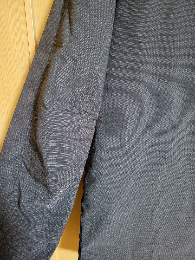 UNDER ARMOUR　コールドギアジップジャケット