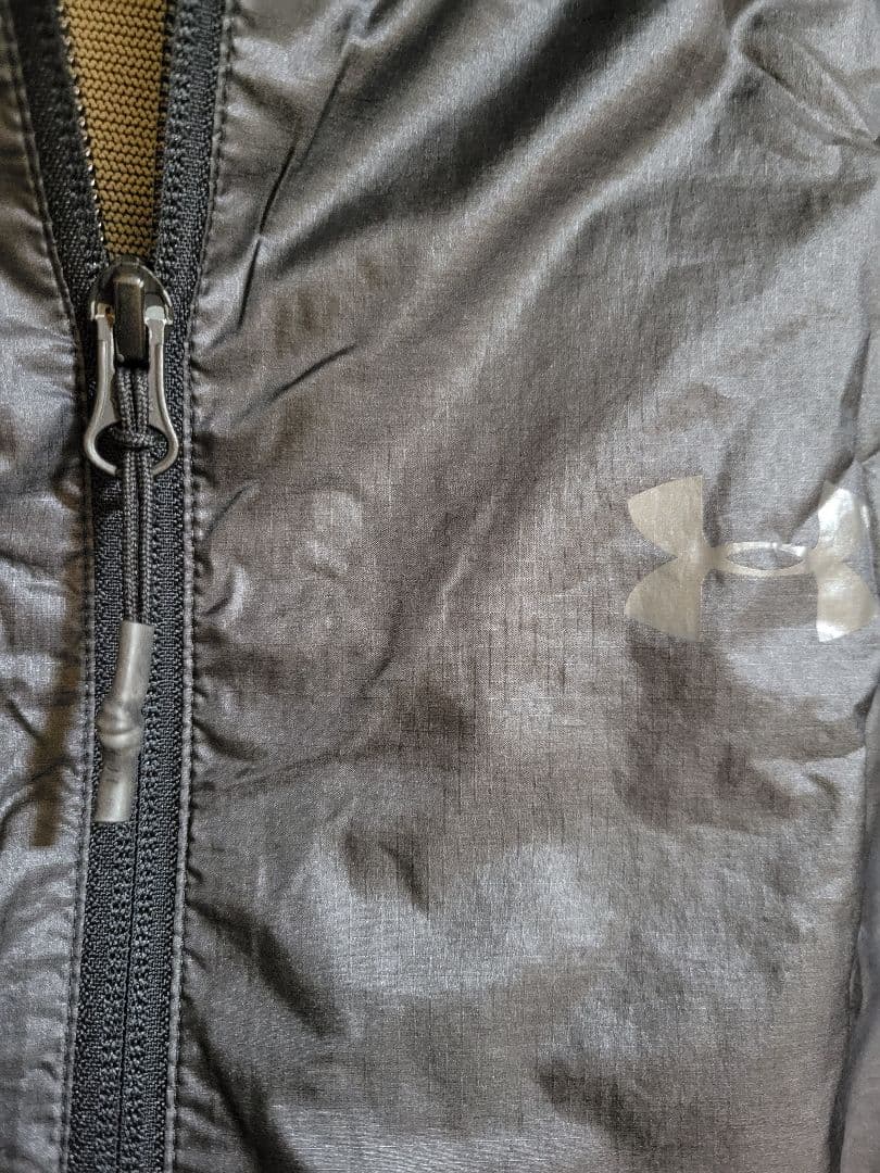 UNDER ARMOUR　コールドギアジップジャケット