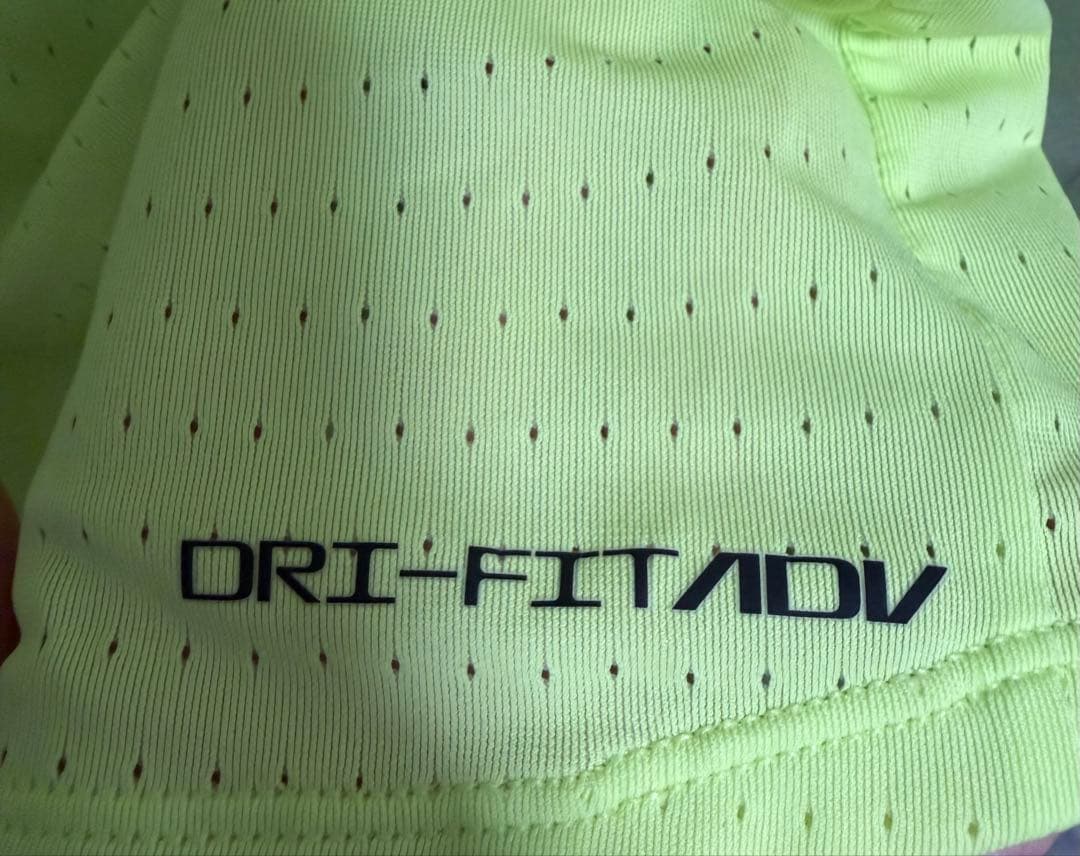 Nike エアロスイフトメンズDri-FIT ADV ランニングシングレット