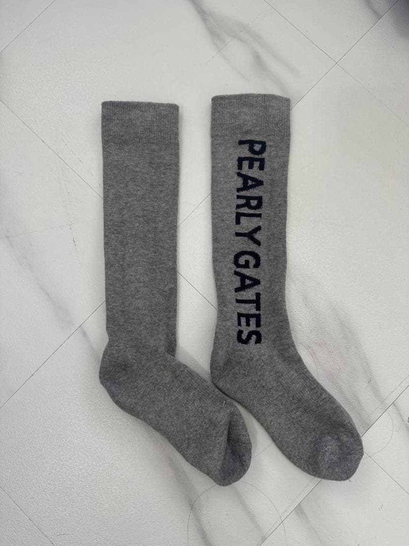 ３点セットPEARLY GATES ピンクVネックニットシャツとソックス
