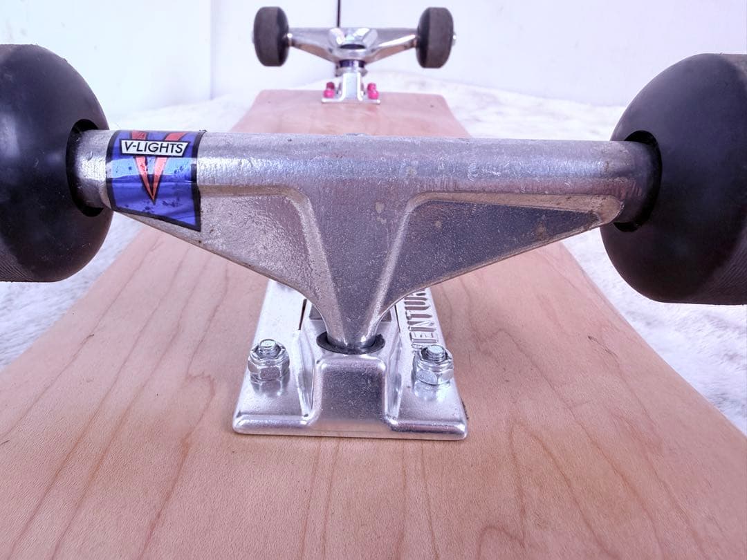 調整済み美品♪ スケートボード コンプリート Venture V-LIGHTS
