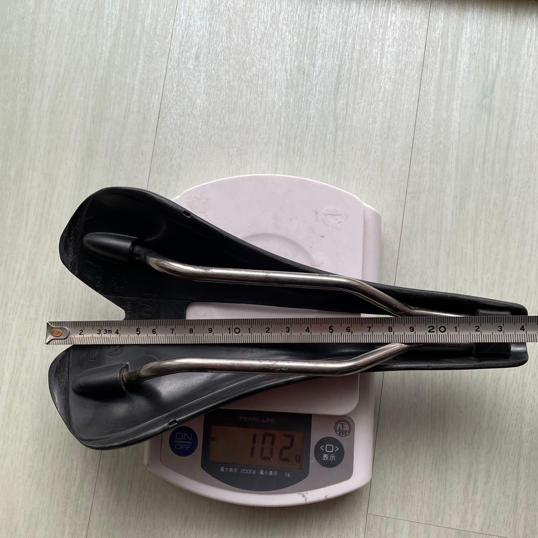 Selle Italia サドル 100g