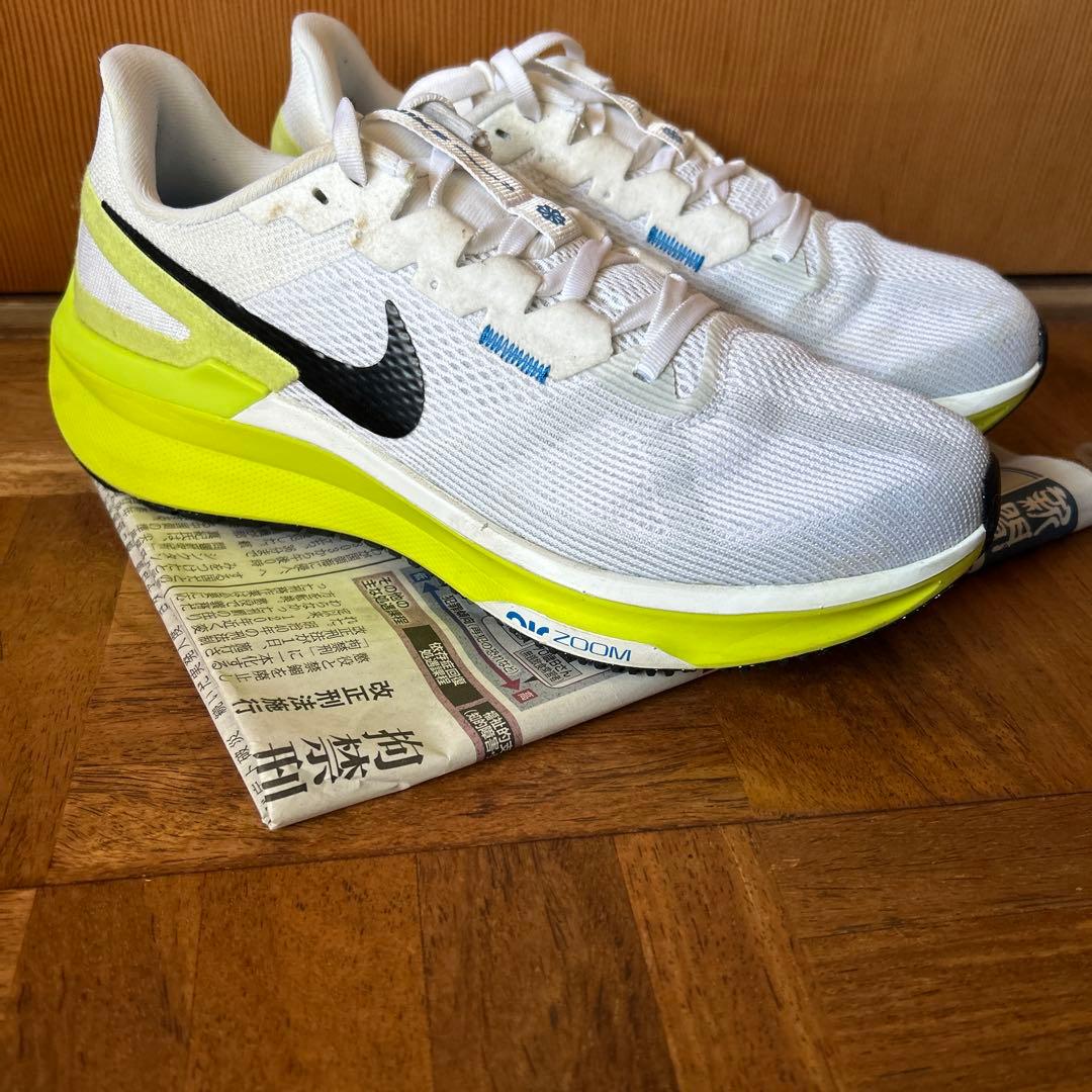ナイキ　エアズーム　ストラクチャー 25 ランニングシューズ　25.5㎝