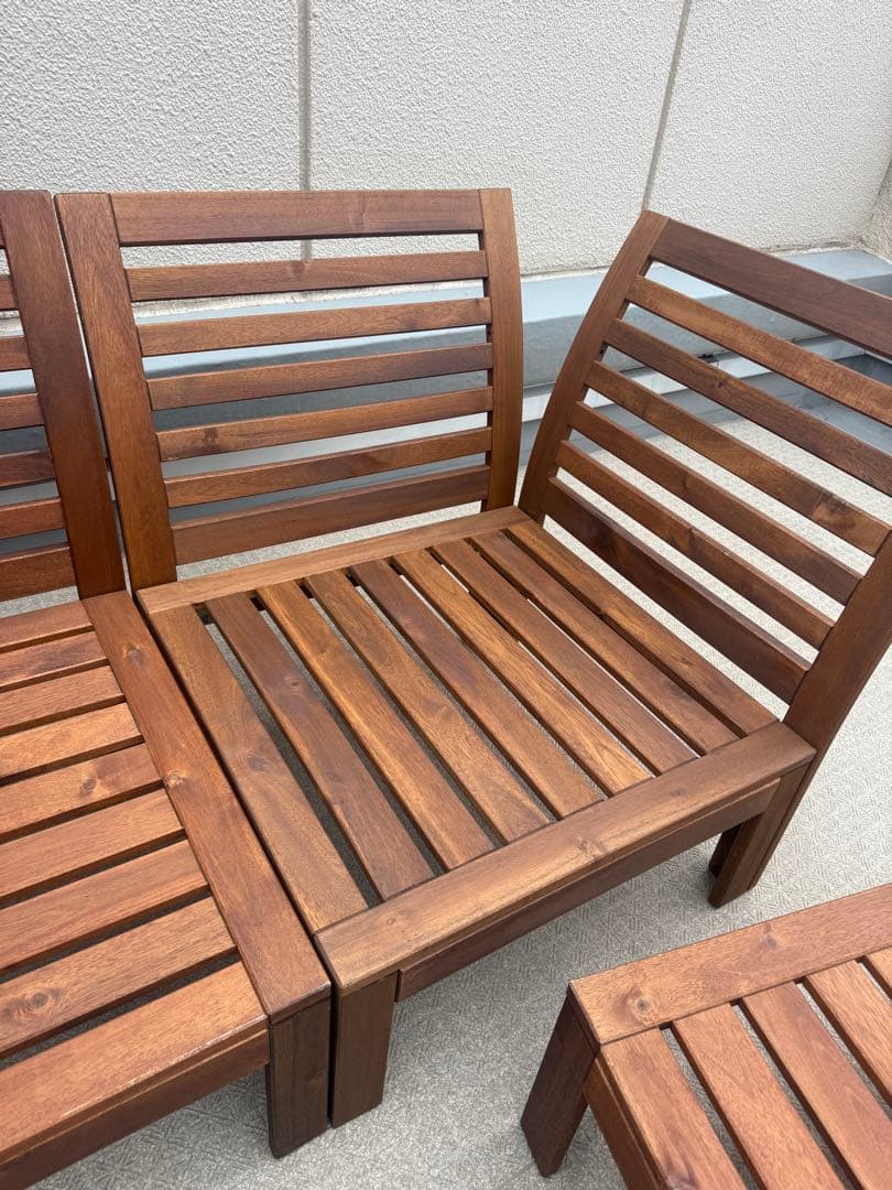 IKEA 屋外用イージーチェアほか、クッションのセット