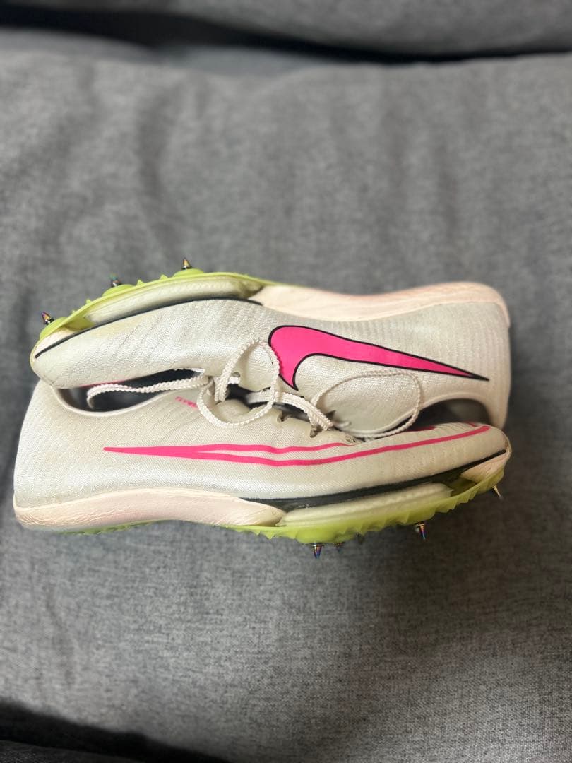 NIKE マックスフライ1