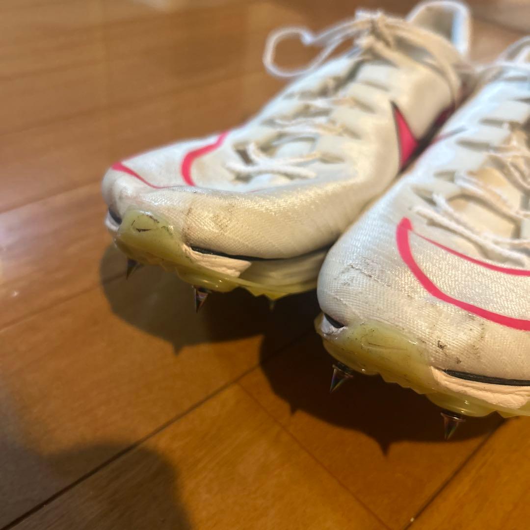 NIKE マックスフライ1