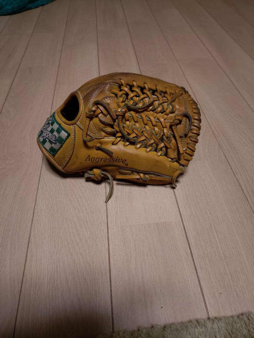 スラッガー軟式グローブ　内野手用　KSN-J6V