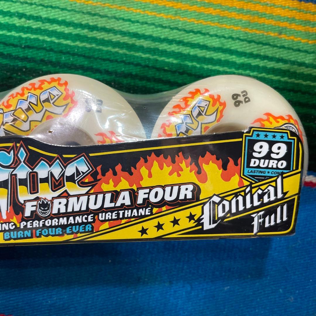 Spitfire Formula Four コニカルフルウィール 56mm