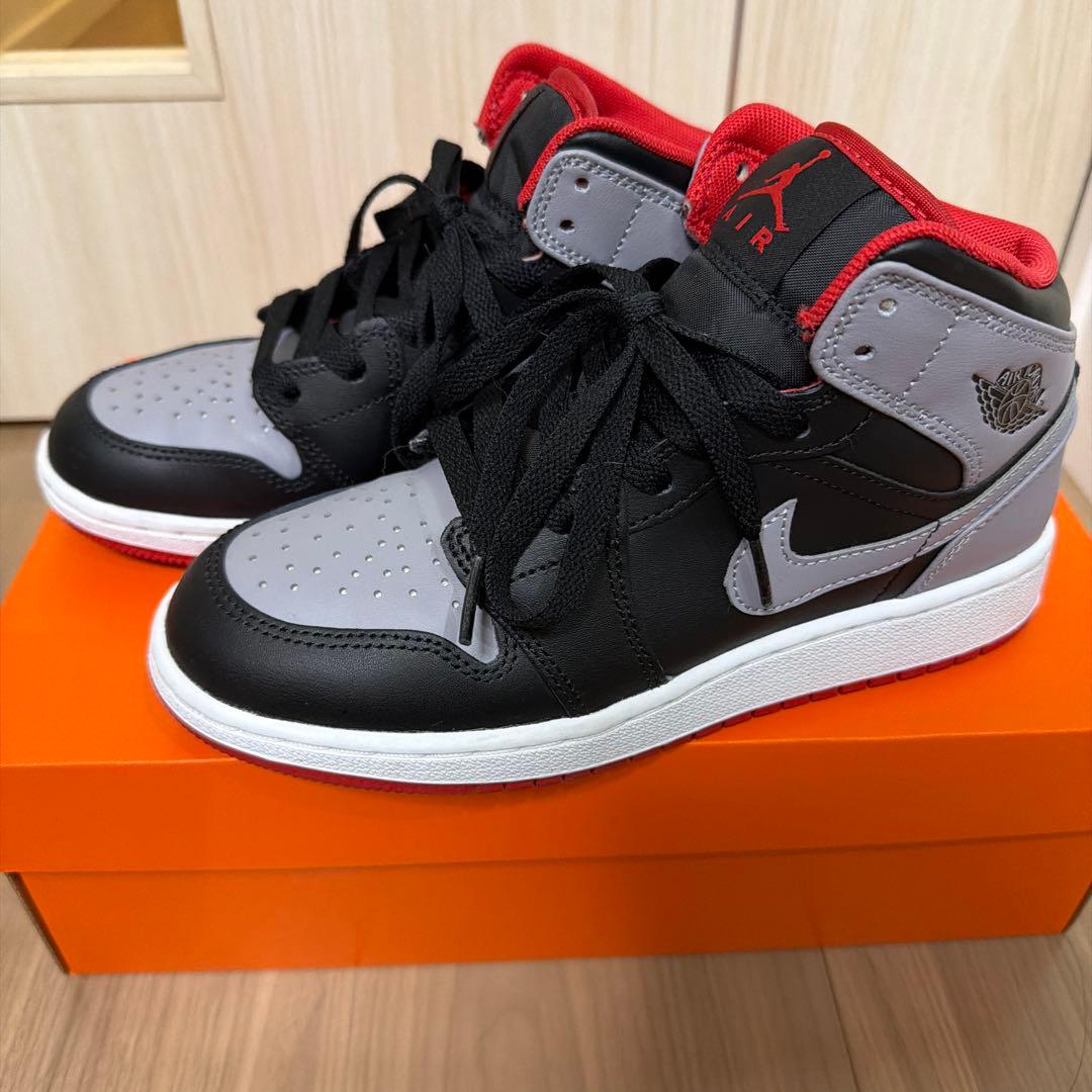 Air Jordan バスケットボールシューズ 4Y