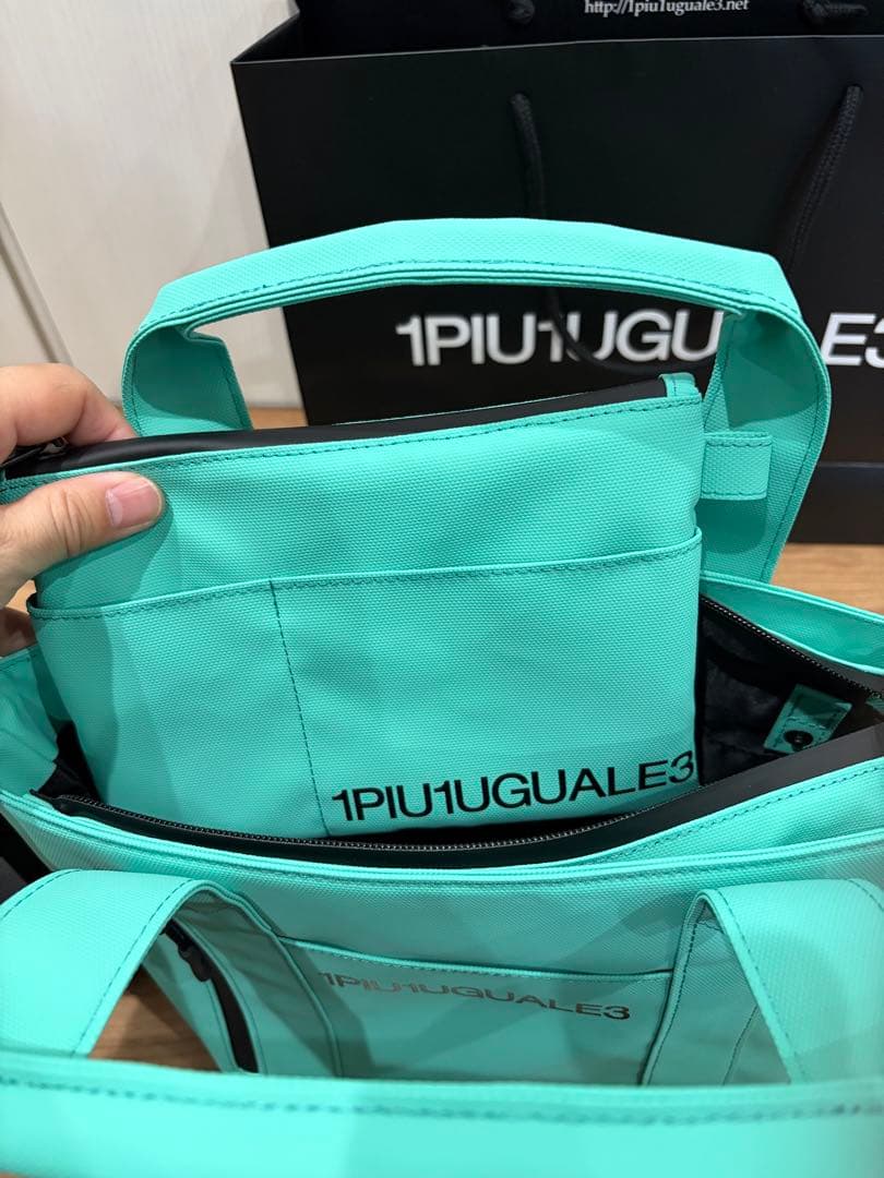 1PIU1UGUALE3 カートバック　ターコイズ
