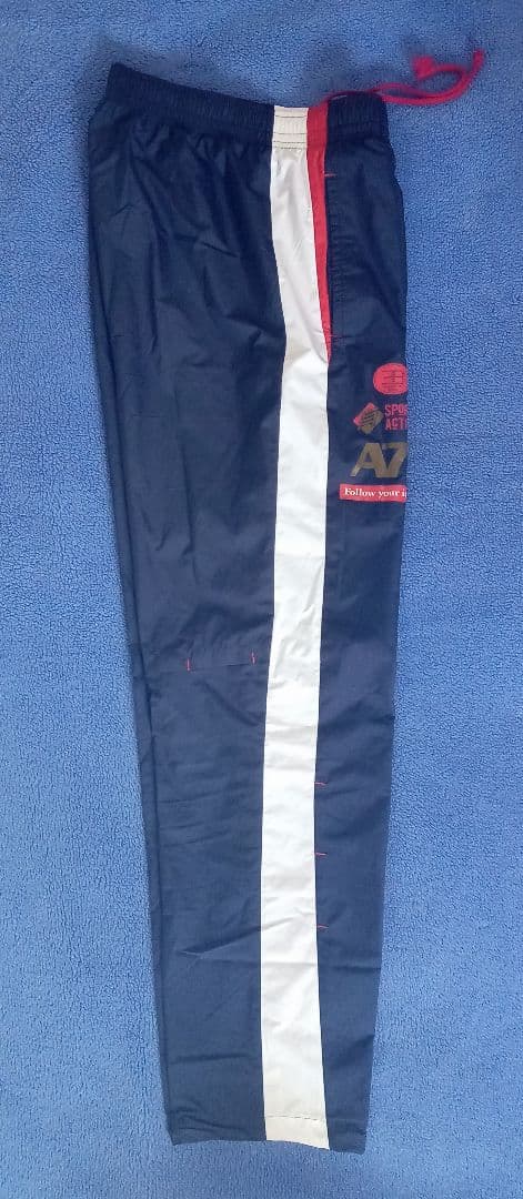 美品　ASICS　アシックス　ウインドブレーカー　Ｌ　上下