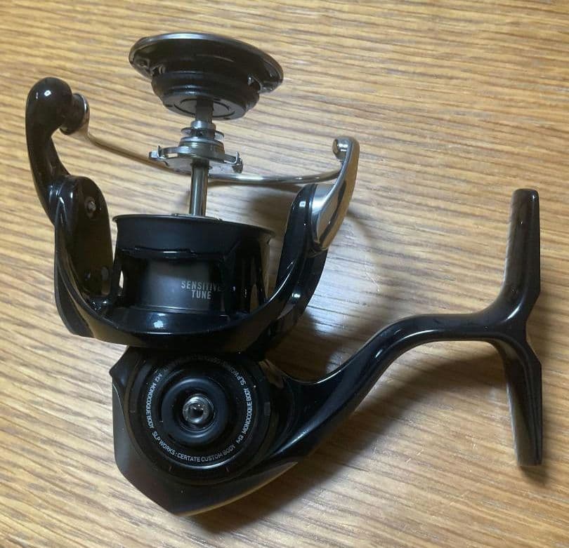DAIWA セルテート カスタムボディ ST FC LT2500-XH-SLPW