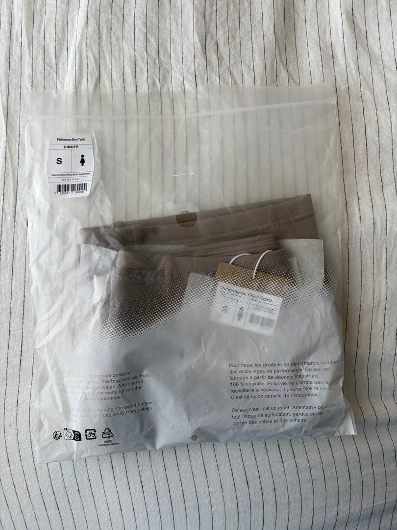 On Performance Short Tights Sサイズ 新品