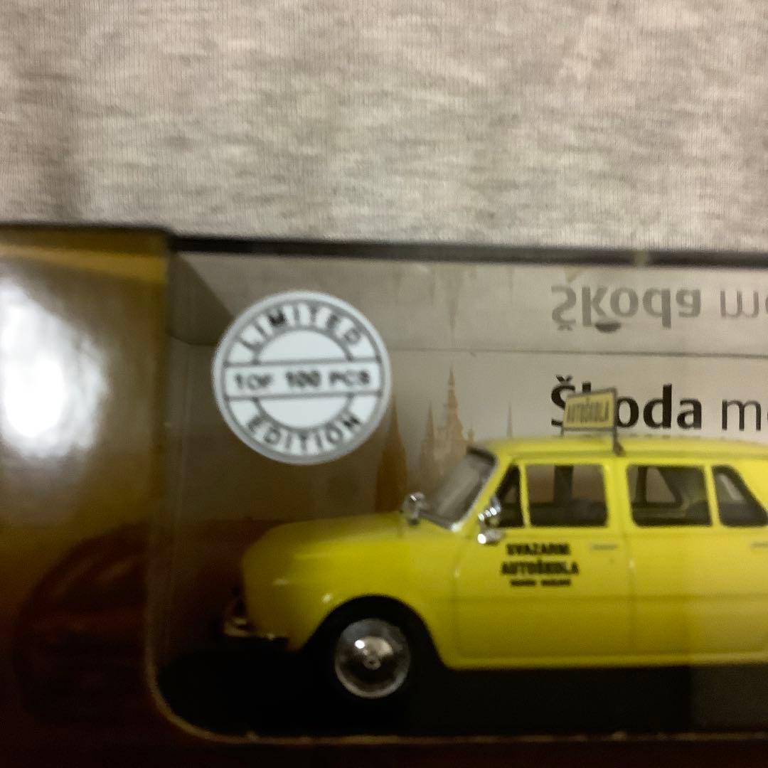 Abrex Škoda 110L 限定版 1:43 シュコダミニカー世界100台