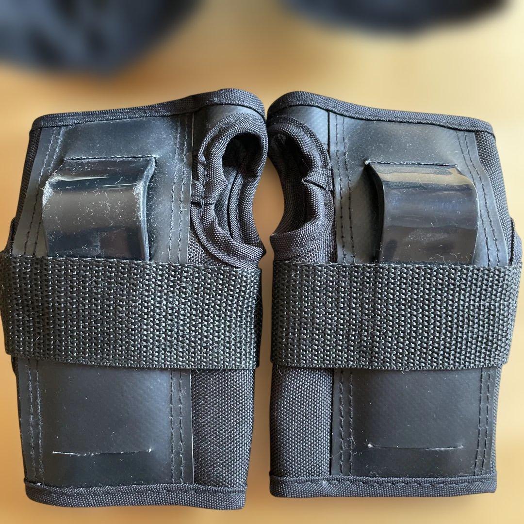 187 KILLER PADS 膝肘手首パッドセットスケボー　サポーター