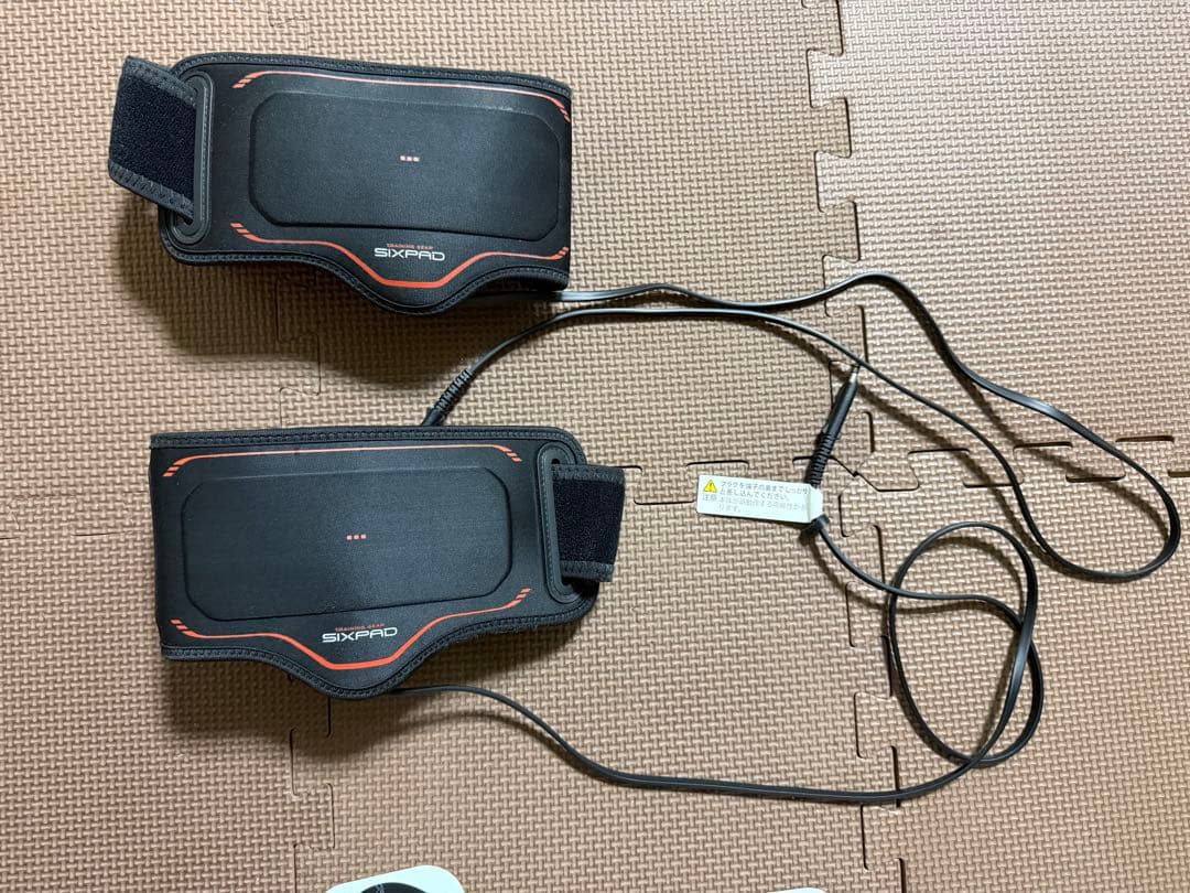 SIXPADフットフィットプラス 2トレーニングギア リモコン付き