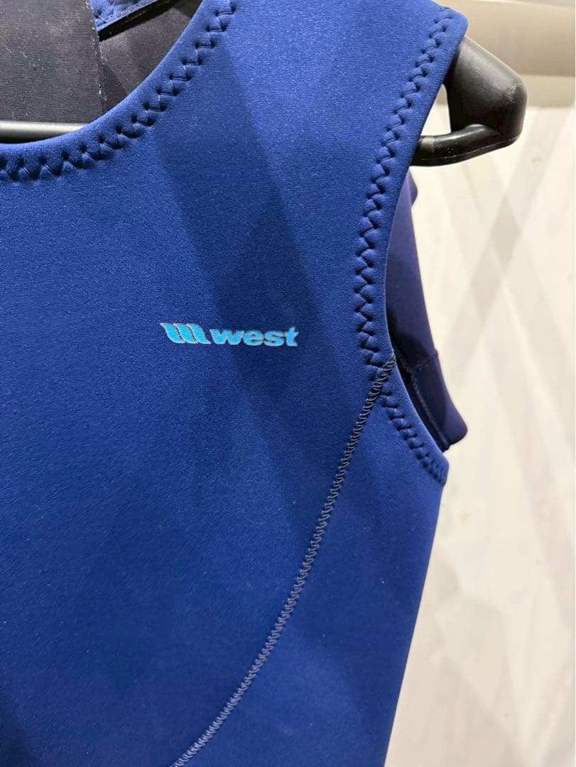 west ショートジョン　ネイビー