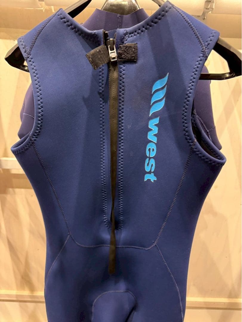 west ショートジョン　ネイビー