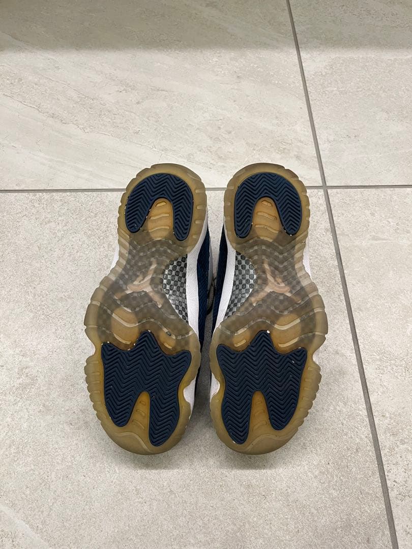 ナイキ エアジョーダン11 Retro Low