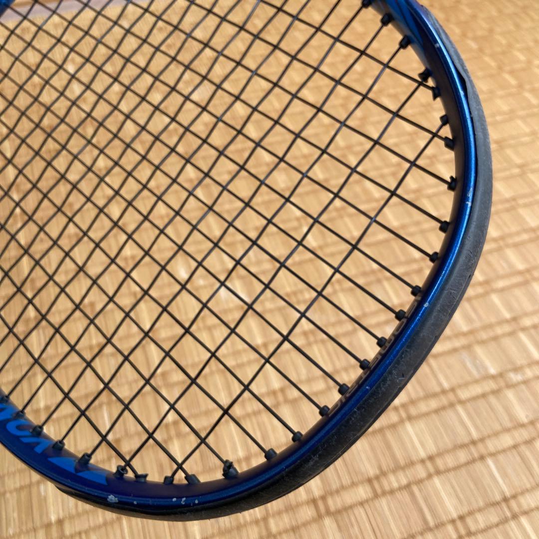 ヨネックス　テニスラケット　EZONE100L 2020モデル　グリップ2