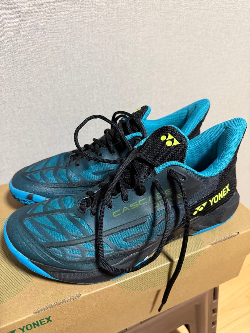 YONEX バドミントンシューズ パワークッションカスケードドライブSHBCD2