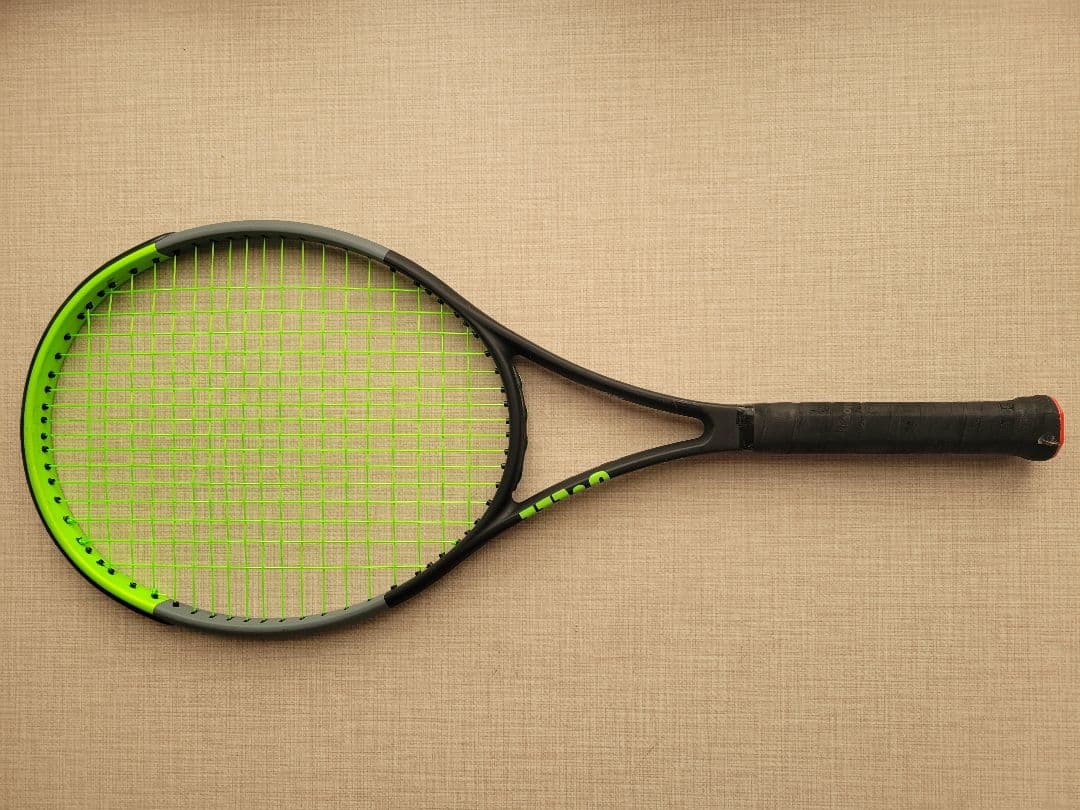 Wilson　ブレード104 v7.0　二本セット