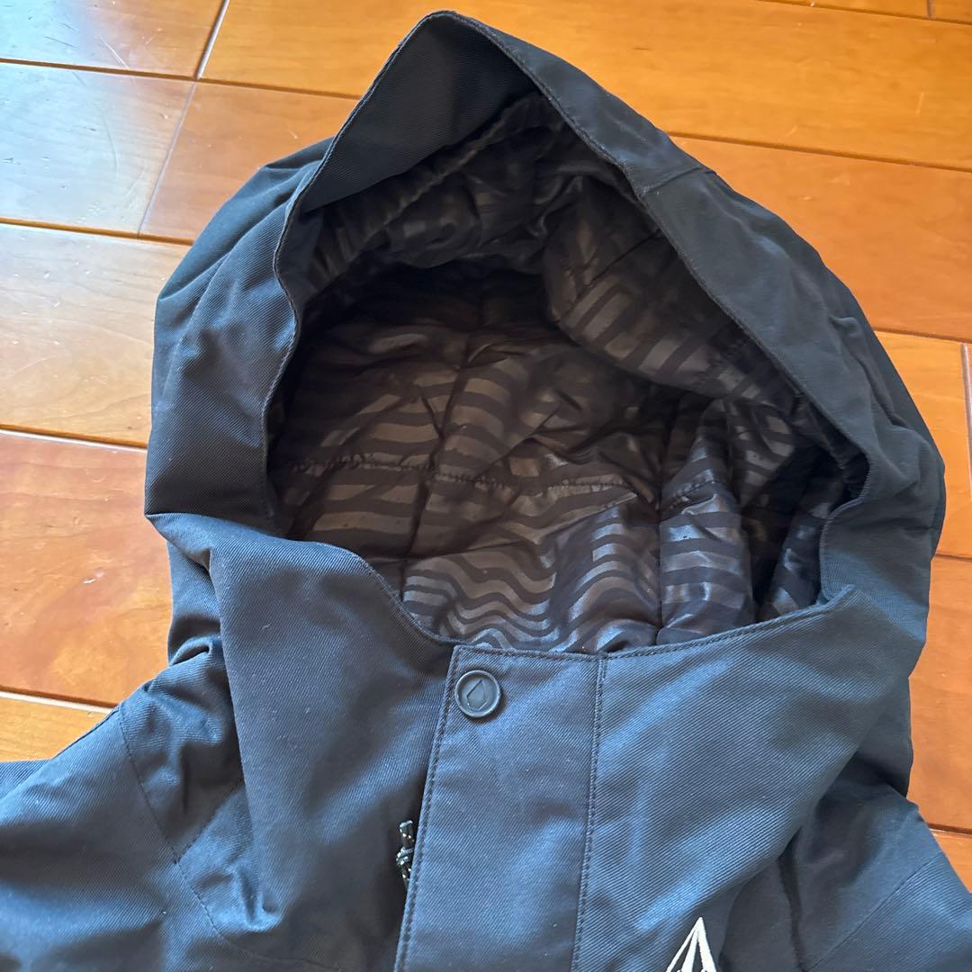 【即決価格】VOLCOM スノーボードウェア　150相当