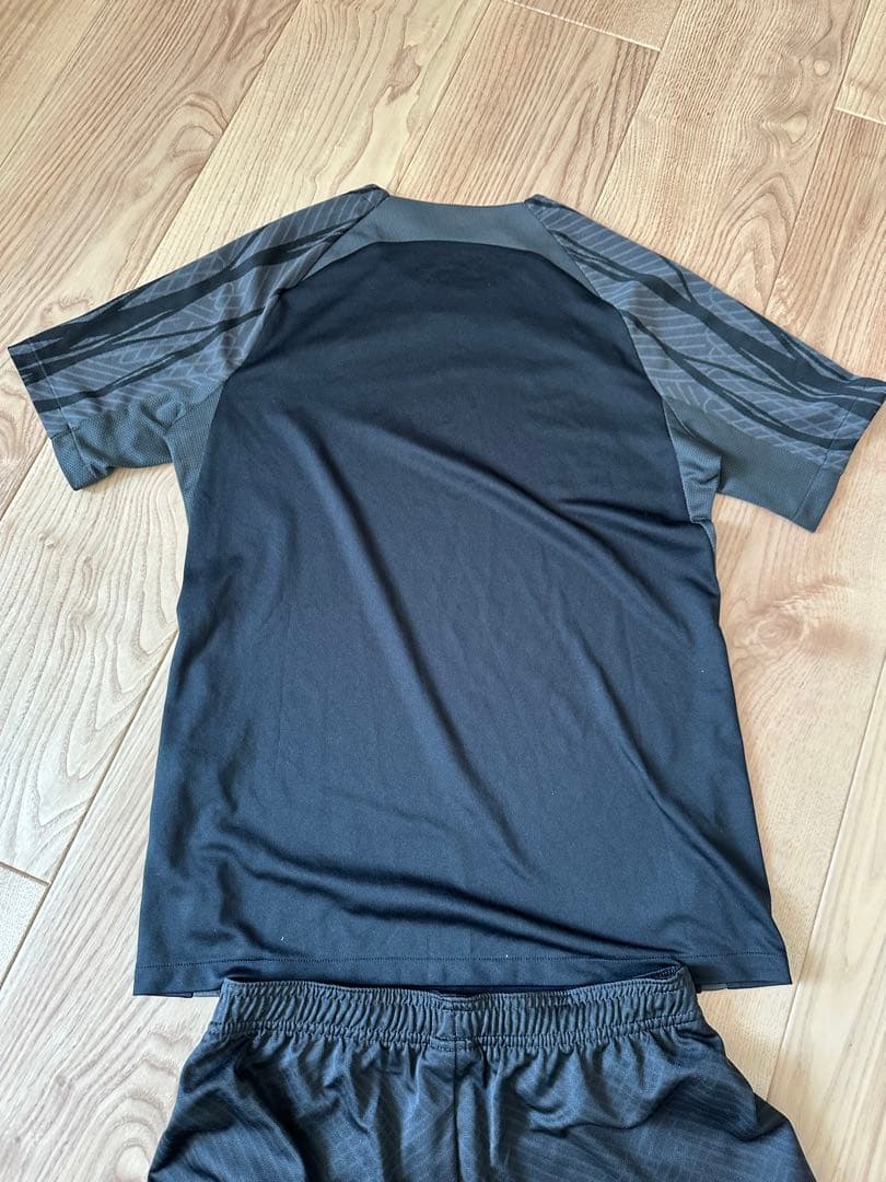ナイキ Dri-FIT ストライク トップ 半袖(ブラック) セットアップ