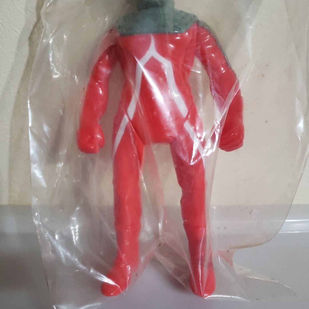 怪獣軒 ソフビ　ウルトラマン　セブン　赤いフィギュア 未開封