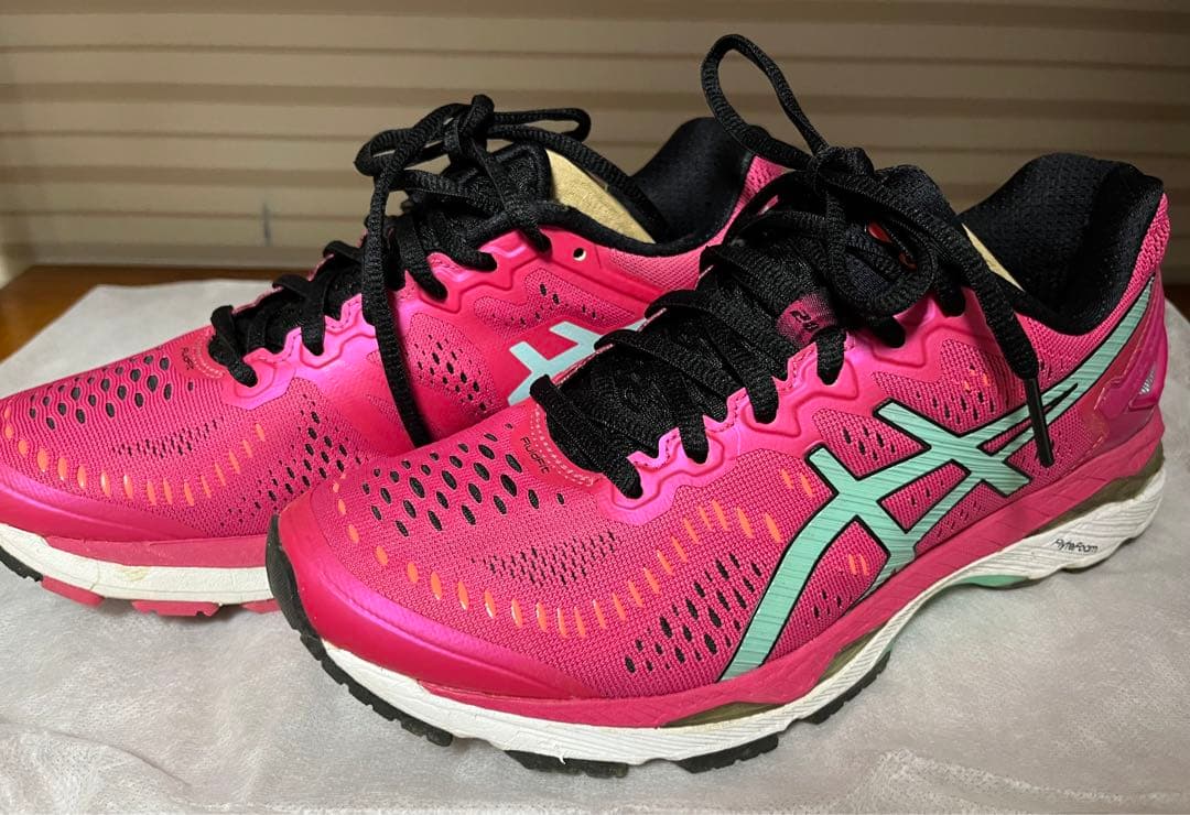 アシックス　レディースゲルカヤノ23ワイド　サイズ25.0cm asics