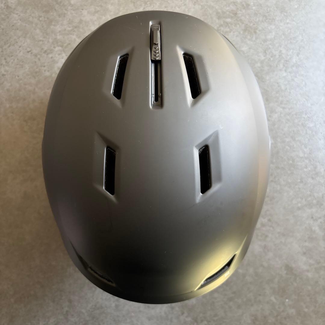 サロモン　ヘルメット　XL（62〜64）