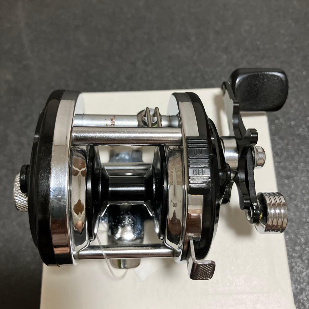 【昭和レトロ レア】Daiwa ミリオネア2000C オールドリール