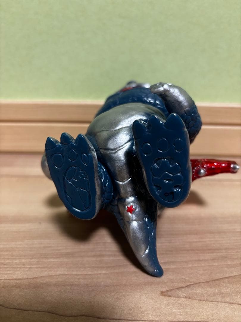 子豚玩具WONDERPIG TOYS 超古代怪獣エゴラ　インディーズソフビ
