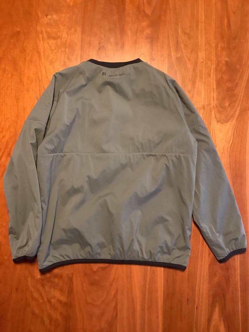 TRAVIS MATHEW グレー ジャケット　リバーシブル　Lサイズ