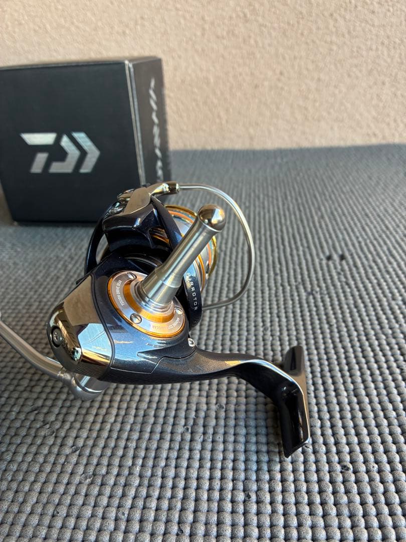 Daiwa 10セルテート　2500R スピニングリール