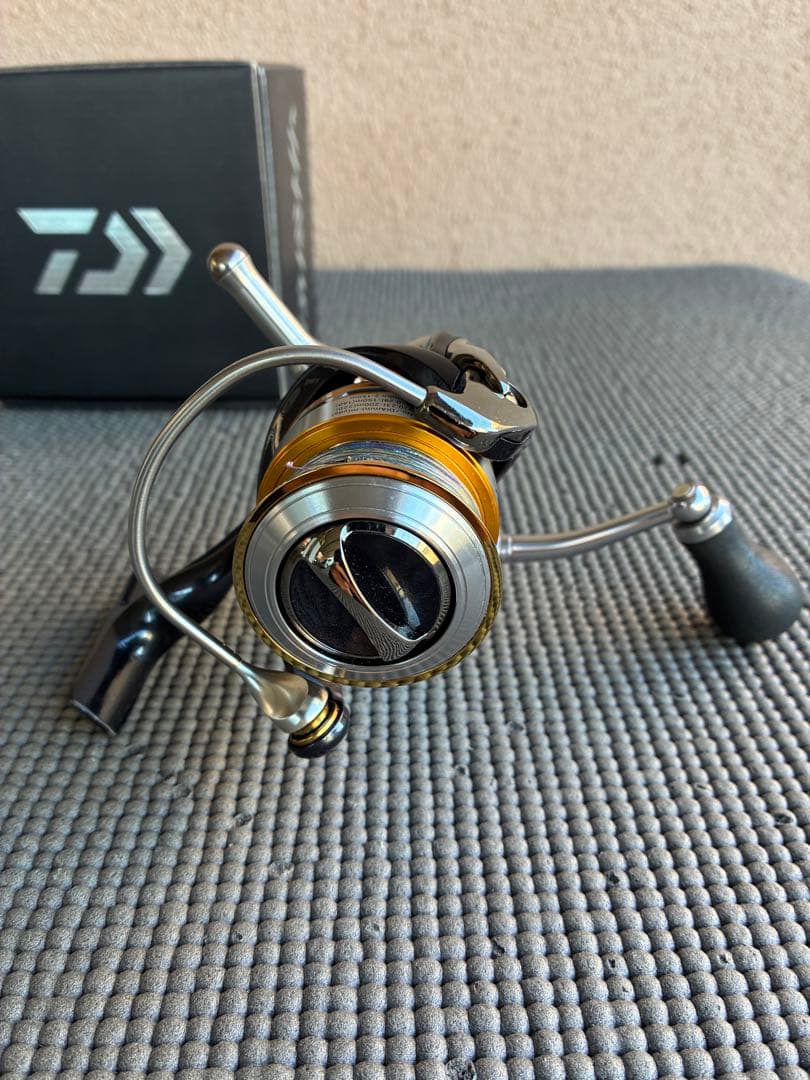 Daiwa 10セルテート　2500R スピニングリール
