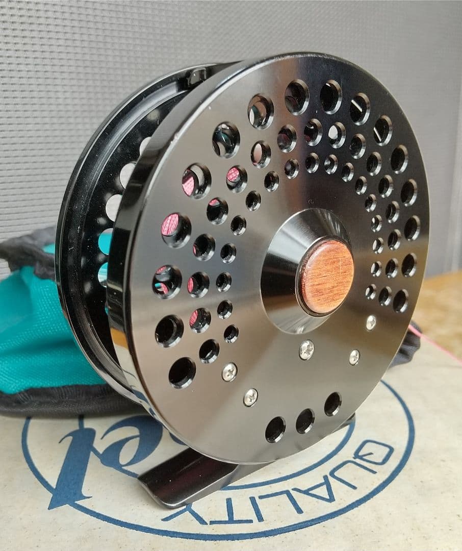 【新品同様】『Ａbel / TR-3 』fly reel [BLACK]