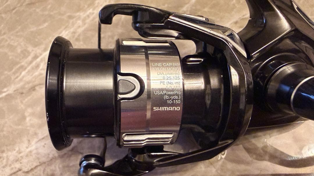 【23ヴァンキッシュ】Vanquish C3000MHG SHIMANO