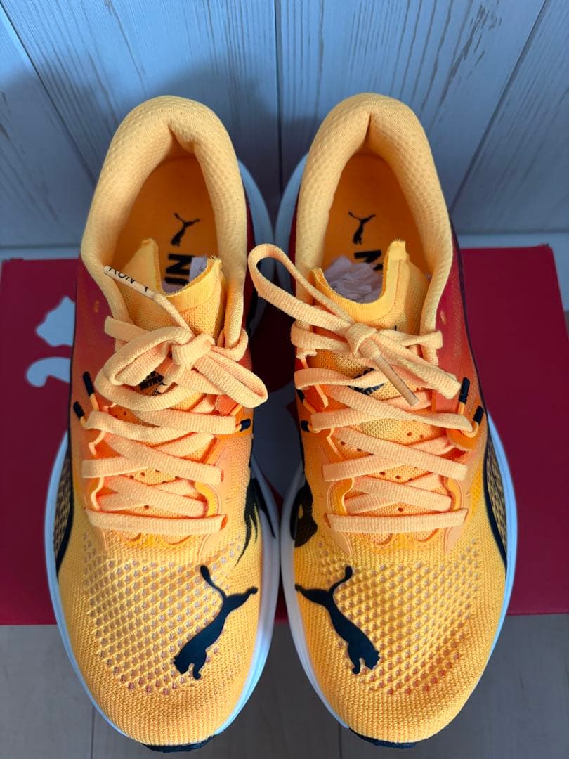 美品　PUMA Deviate NITRO 3 23.5