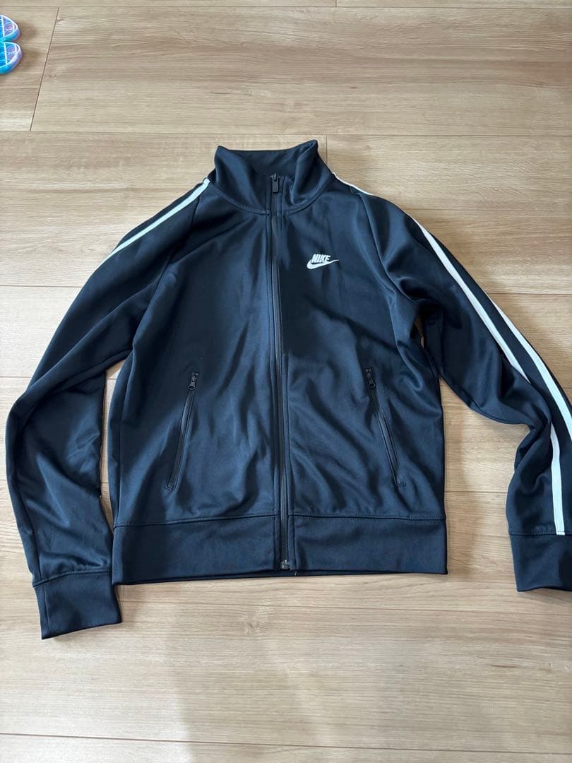 Nike ブラックジャージ上下セット