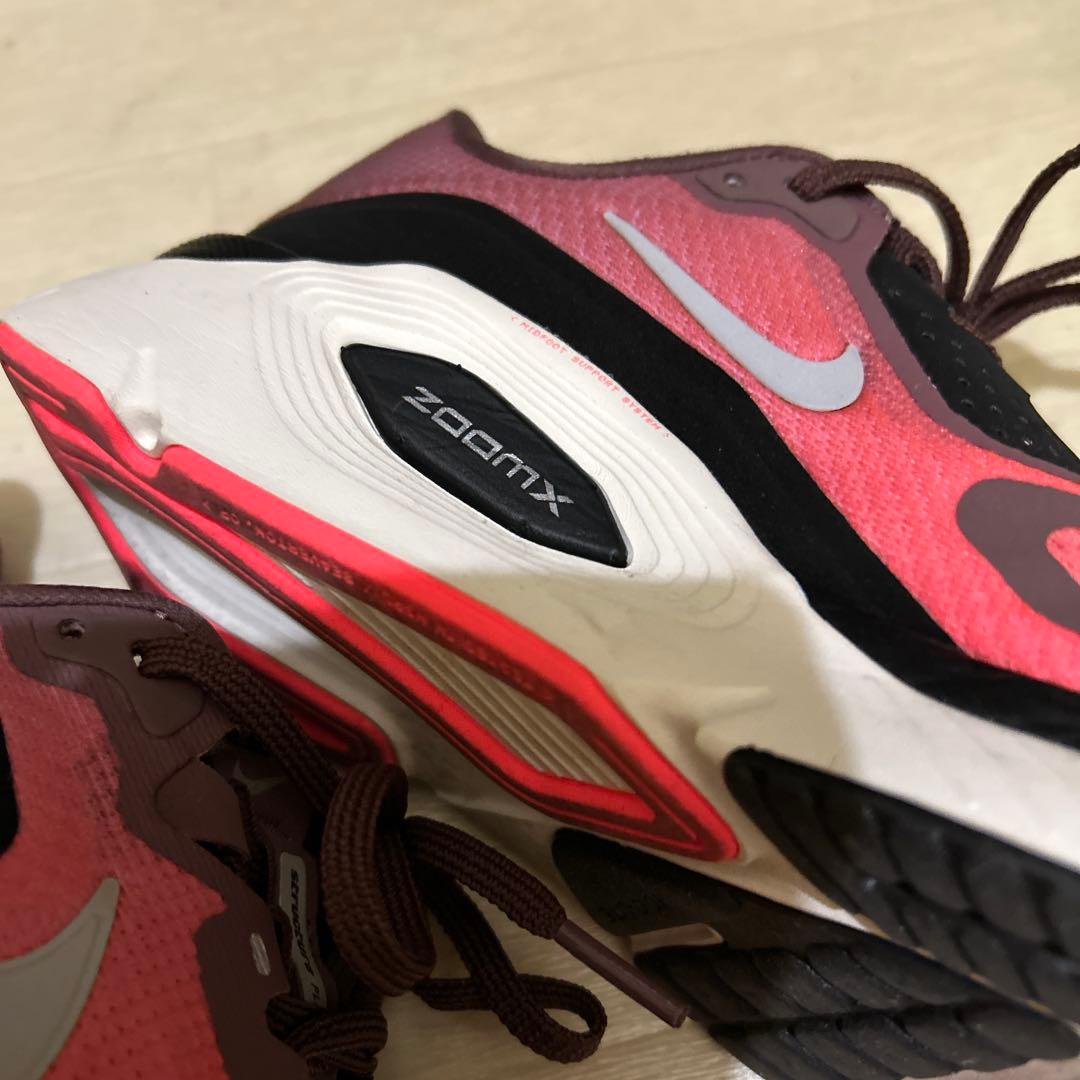 Nike Structure スニーカー ピンク/ブラウン　23センチ