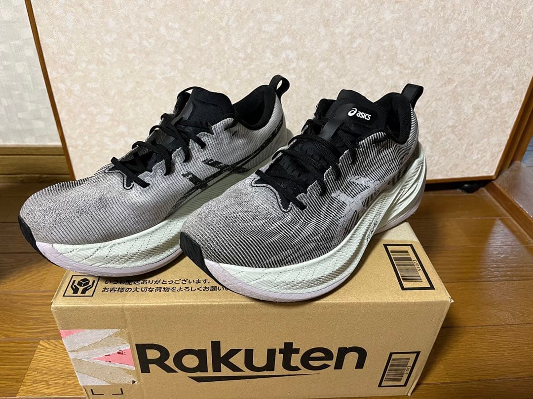アシックス スーパーブラスト（27.0cm）