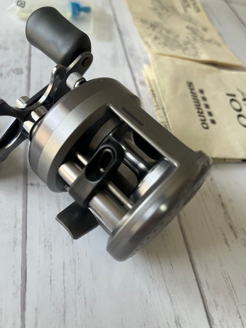 SHIMANO （シマノ）AXIS 100 ベイトリール
