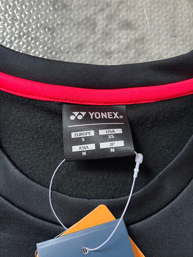 【タグ付き新品】ヨネックス　レディース　バドミントン　ウェア　トレーナー　M