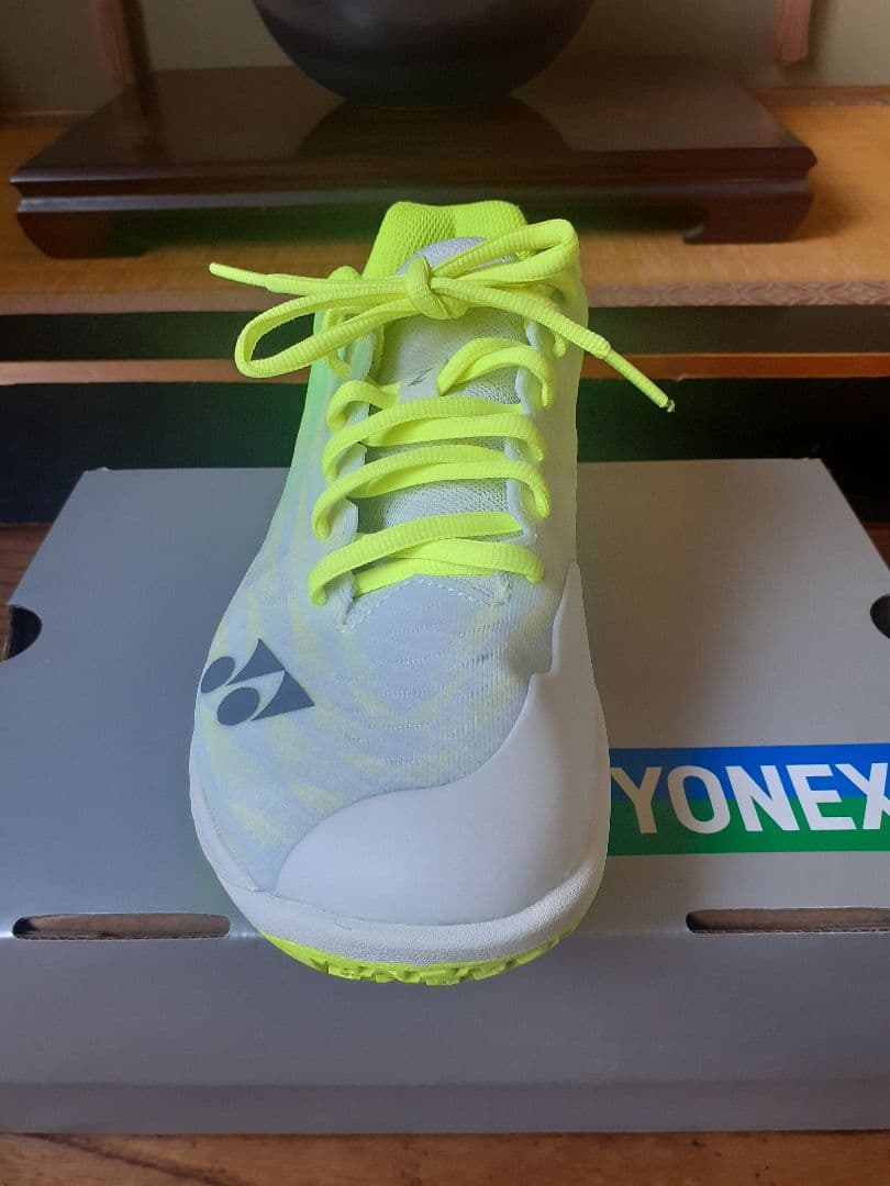 YONEX エアラスZワイド　SHBAZ2W バドミントンシューズ