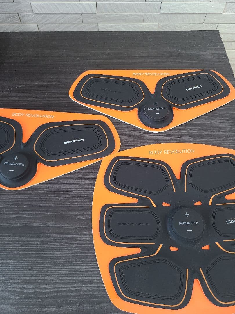SIXPAD BODY REVOLUTION EMSトレーニングパッド